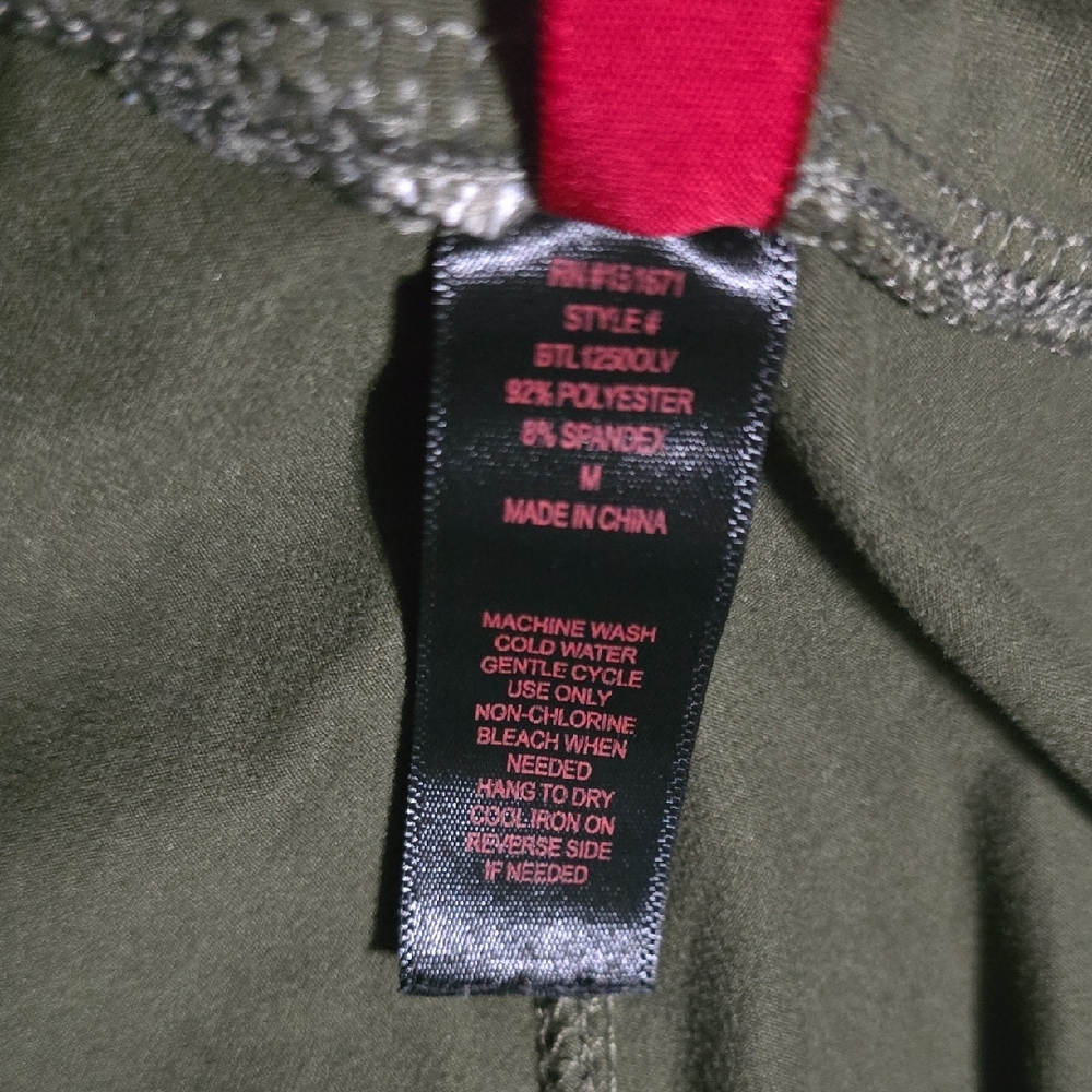Hot Kiss Olive Green Leggings - Picture 4 of 8